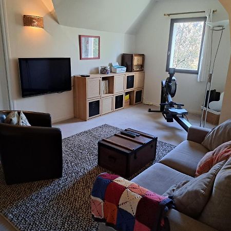 Au Chat Perche Espace Familial Mareil-sur-Mauldre Exterior foto