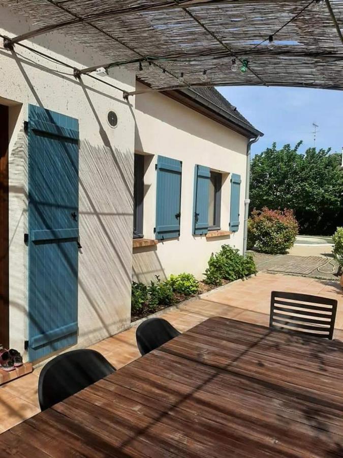 Au Chat Perche Espace Familial Mareil-sur-Mauldre Exterior foto